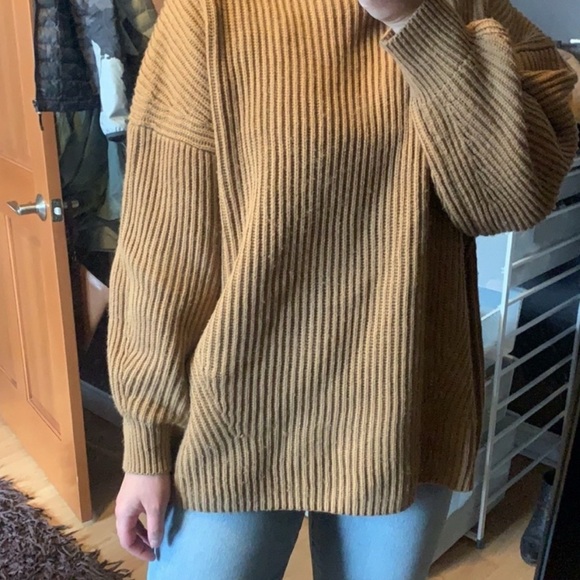 BKE Buckle Sweater - Picture 2 of 3